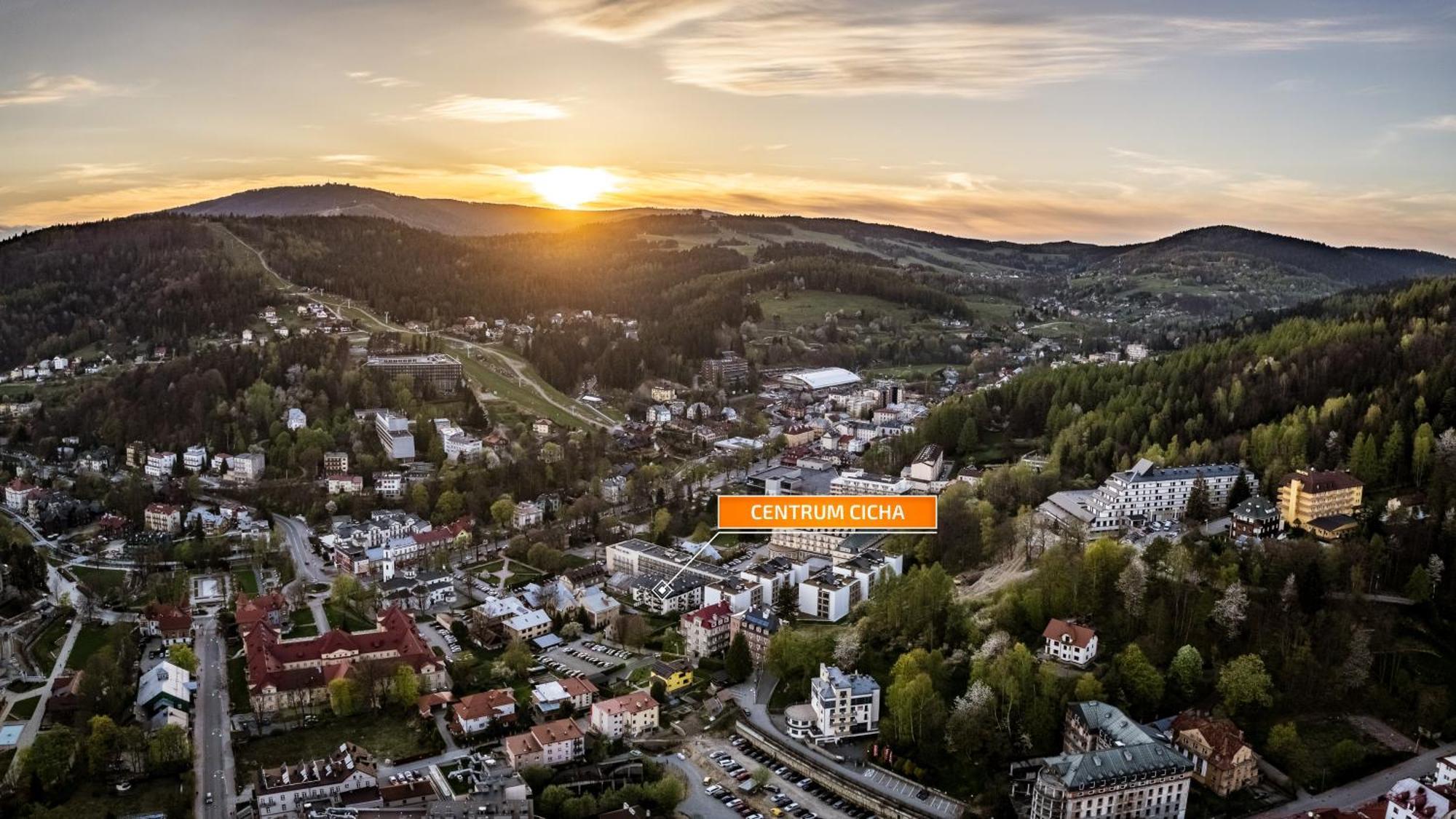 Apartamenty Sun & Snow Centrum Cicha Krynica Exterior foto